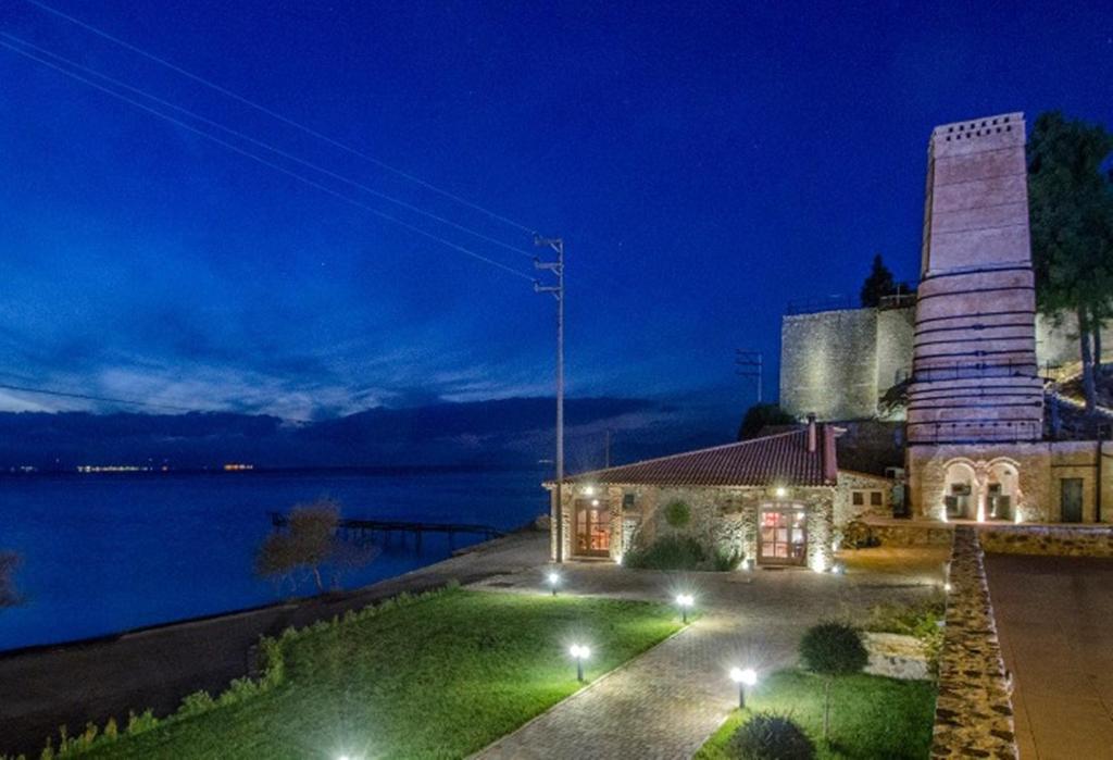 Kaminos Resort Límni Esterno foto