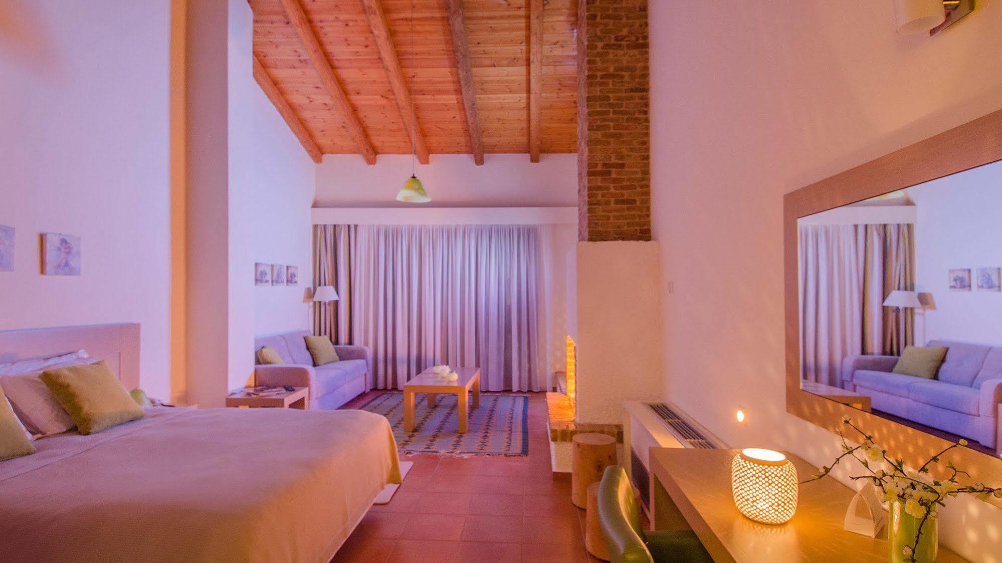 Kaminos Resort Límni Esterno foto