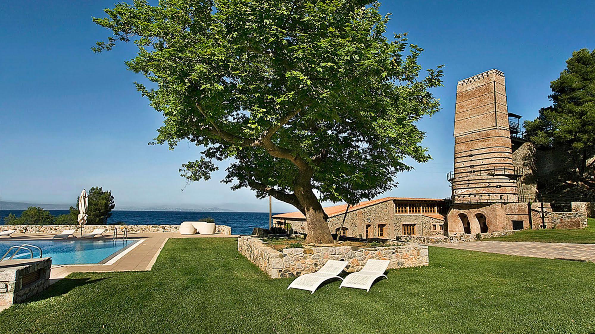 Kaminos Resort Límni Esterno foto